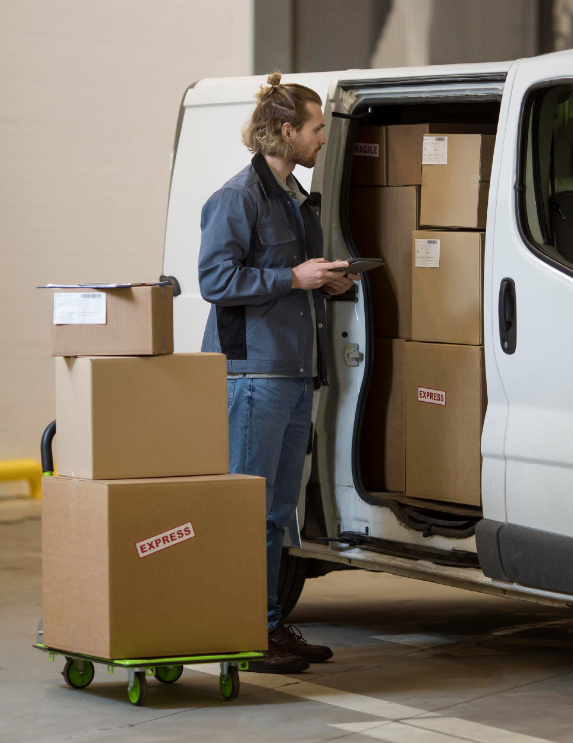 Why Do People Choose Us for Moving and Storage Services?